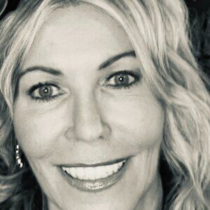 Meet your Posher, Bernadette